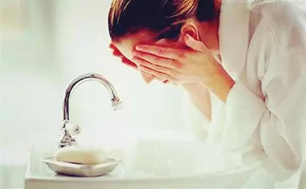 �V������������ �V���������ξW(w��ng)