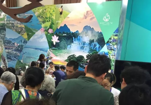 �����������V������������