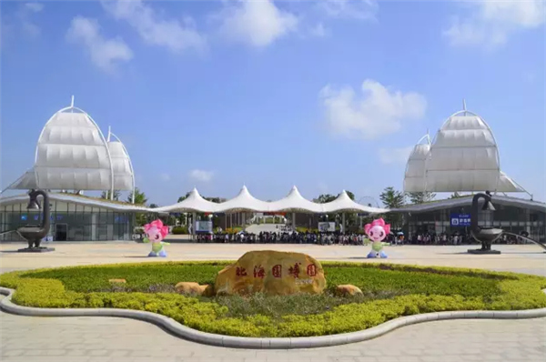 �������V������������