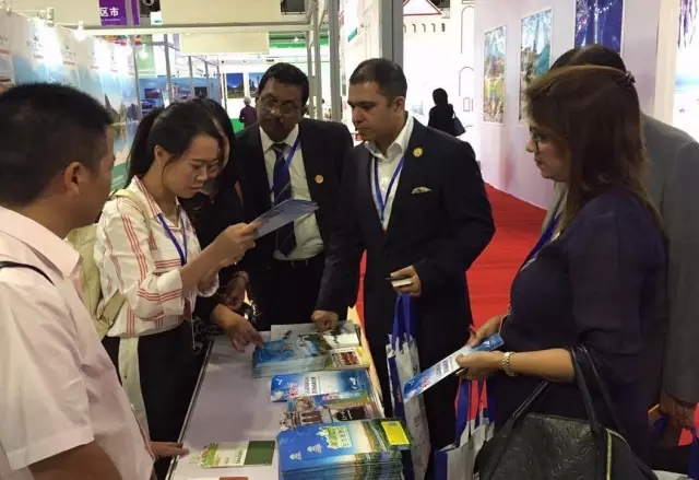 �����������V������������