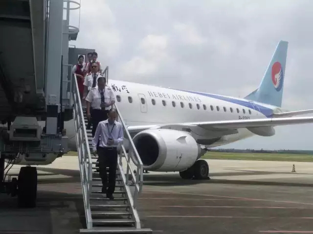 �����������V������������