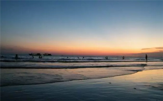 �����������V������������