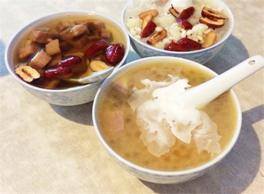 �����������V������������