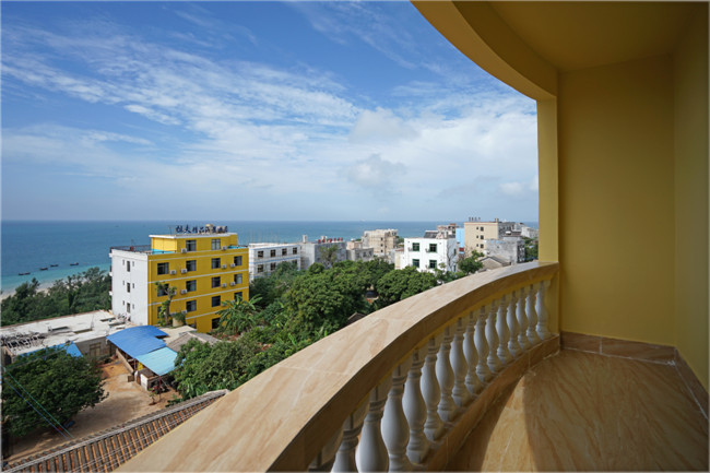 潿洲島7+1假日酒店