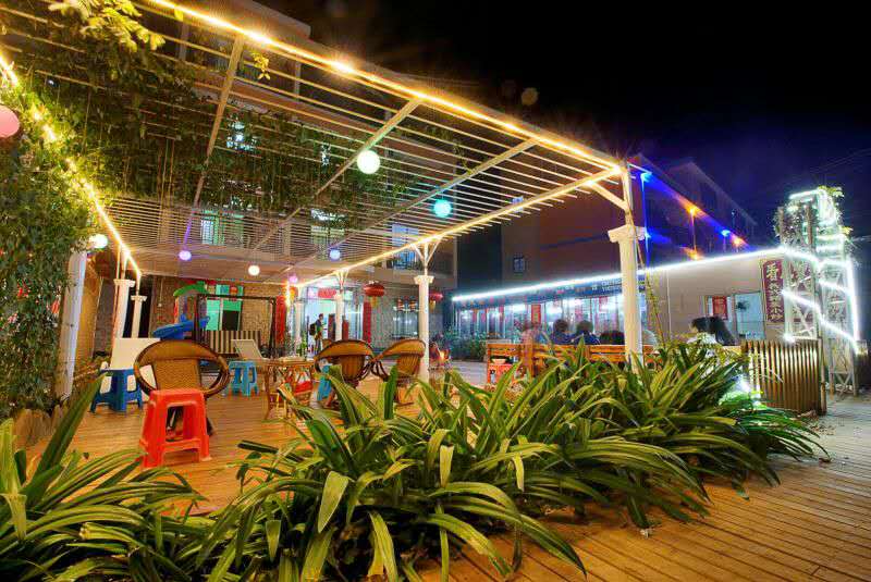 潿洲島看風(fēng)景海邊客棧